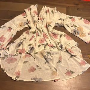 American Rag tie back super adorable flowy prairie feminine high front low back